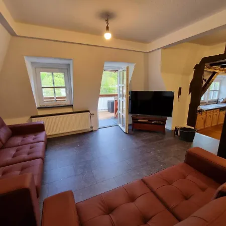 아파트 Moselschiefer Neu Ab Mai 2023 *